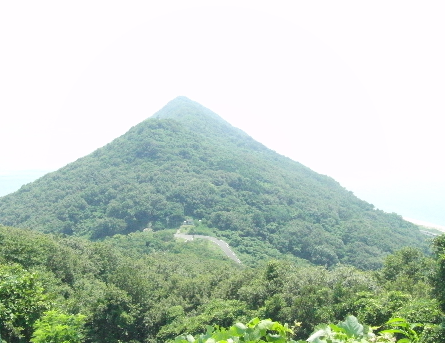 女木島＝鬼ヶ島