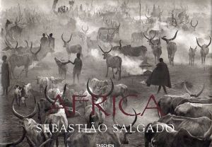 セバスチャン・サルガド写真集　Sebastiao Salgado: Africa/Mia Couto/Lelia Wanick Salgado寄稿