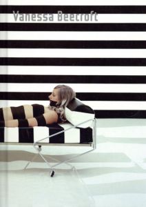 ヴァネッサ・ビクロフト　Vanessa Beecroft: Photographs,Films,Drawings/Thomas Kellein/Thomas Kelleinのサムネール