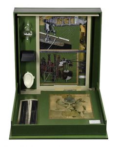 De ou par Marcel Duchamp ou Rrose Selavy: Boite-en-valise/マルセル・デュシャンのサムネール