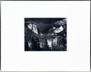 Thunderstorm Yosemite Valley/アンセル・アダムスのサムネール
