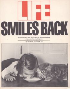 ライフ　Life Smiles Back/Philip B. Kunhardtのサムネール